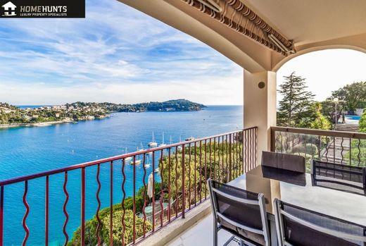 Apartment / Etagenwohnung in Villefranche-sur-Mer, Alpes-Maritimes