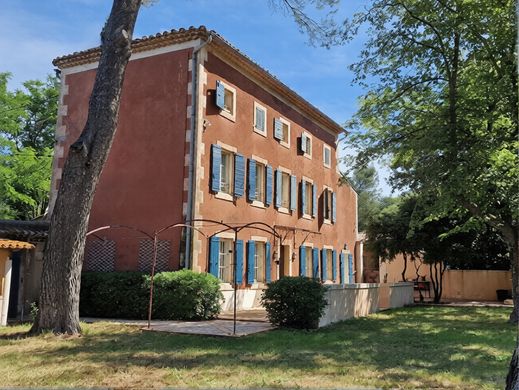 Вилла, Oppède le Vieux, Vaucluse