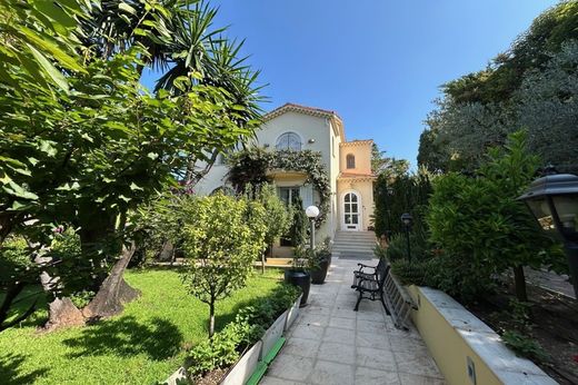 Villa in Juan-les-Pins, Alpes-Maritimes