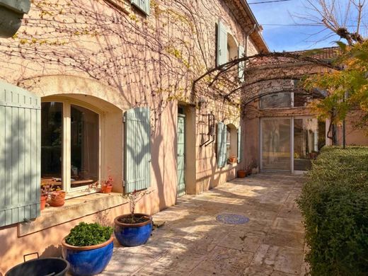 Villa in Saint-Rémy-de-Provence, Bouches-du-Rhône