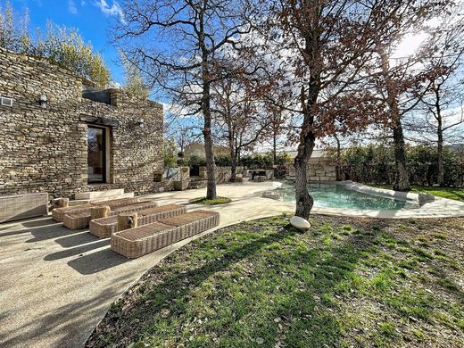 Villa in Gordes, Vaucluse