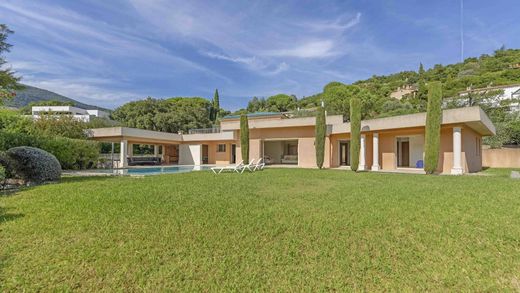 Villa in Cavalaire-sur-Mer, Var
