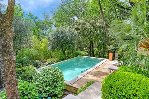 Villa a Uzès, Gard