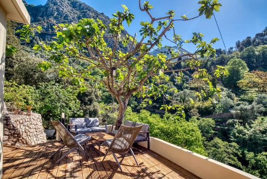 Villa a Mentone, Alpi Marittime
