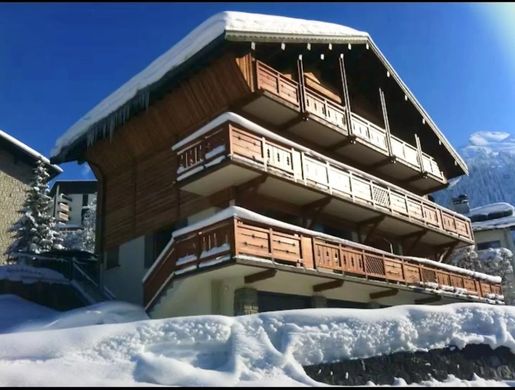 Villa a La Clusaz, Alta Savoia