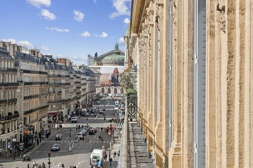 아파트 / Chatelet les Halles, Louvre-Tuileries, Palais Royal, Paris