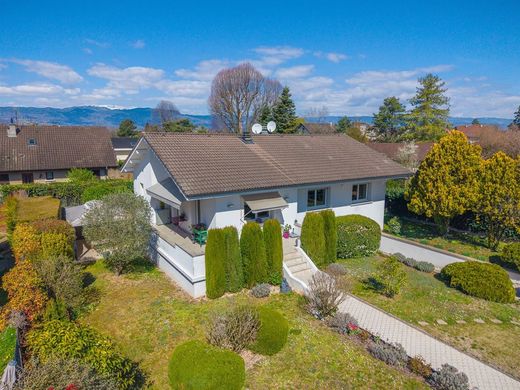 Villa en Chens-sur-Léman, Alta Saboya