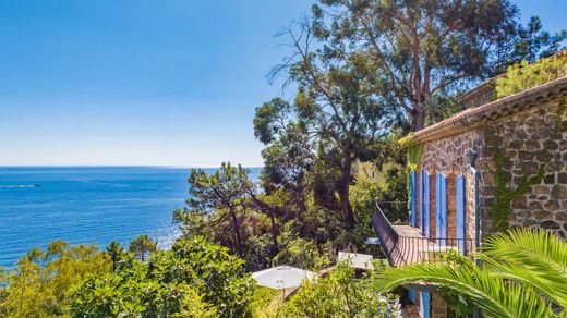 ﻓﻴﻼ ﻓﻲ Théoule-sur-Mer, Alpes-Maritimes