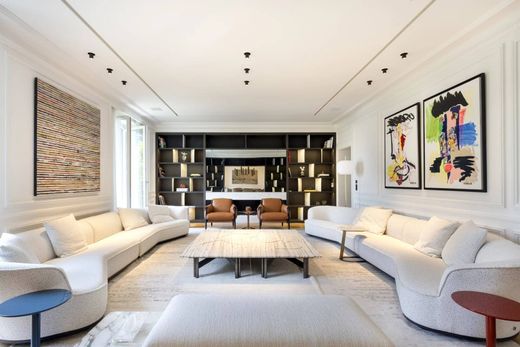 Apartment / Etagenwohnung in Saint-Germain, Odéon, Monnaie, Paris