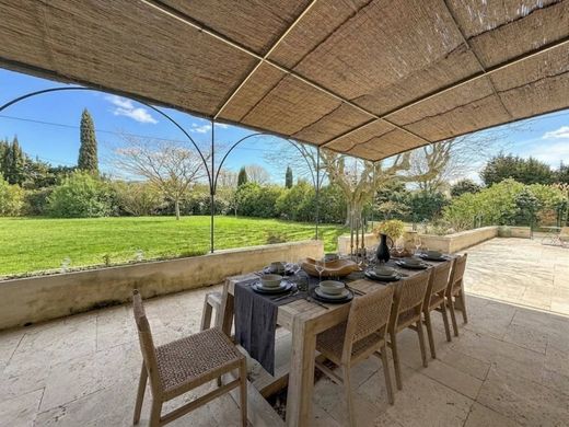 Villa in Saint-Rémy-de-Provence, Bouches-du-Rhône