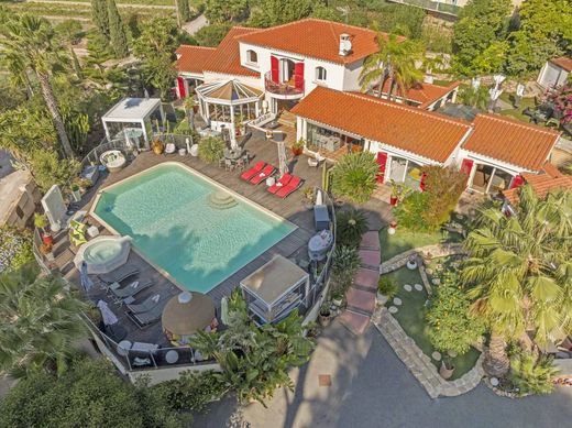 Βίλα σε Carqueiranne, Var