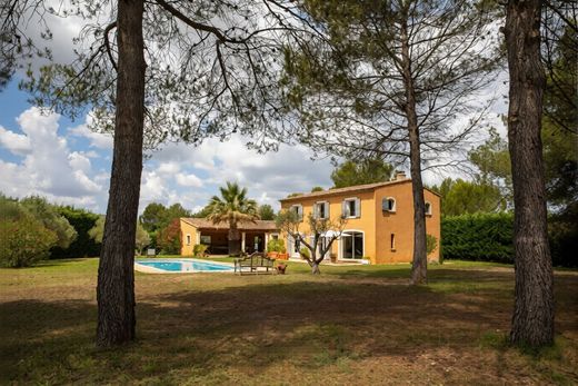Villa in Meyrargues, Bouches-du-Rhône