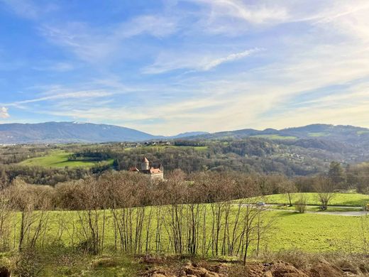 地皮  Lovagny, Haute-Savoie