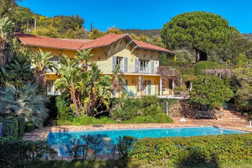 Villa a Rayol-Canadel-sur-Mer, Var