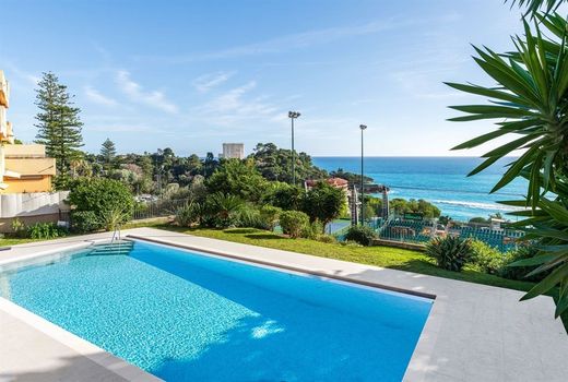 Apartment in Roquebrune-Cap-Martin, Alpes-Maritimes