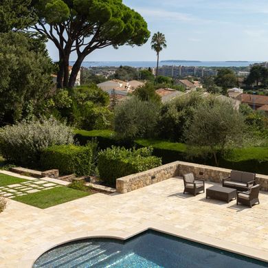 Villa in Mandelieu-la-Napoule, Alpes-Maritimes