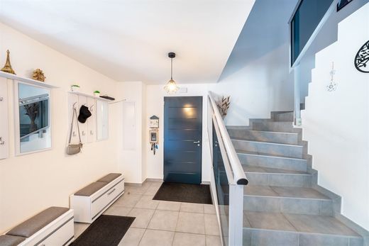 Villa en Évian-les-Bains, Alta Saboya