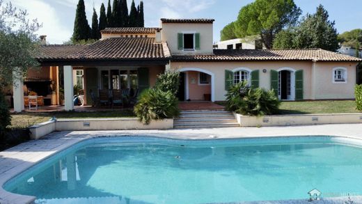 Villa en St Paul de Vence, Alpes Marítimos