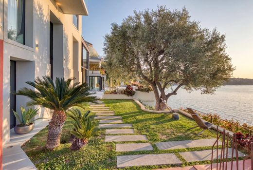 Villa - Roquebrune-Cap-Martin, Alpes Marítimos