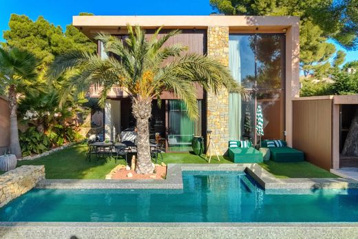 ‏וילה ב  קארי-לה-רואה, Bouches-du-Rhône