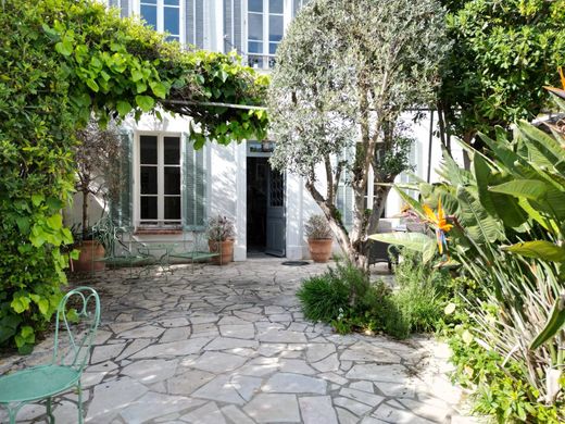 Villa in Cannes, Alpes-Maritimes