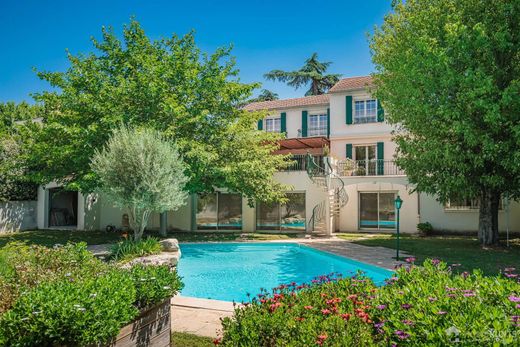 Willa w Saint-Rémy-de-Provence, Bouches-du-Rhône