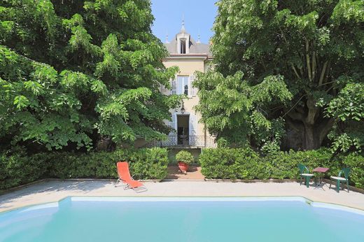 Villa in Collonges-au-Mont-d'Or, Rhône