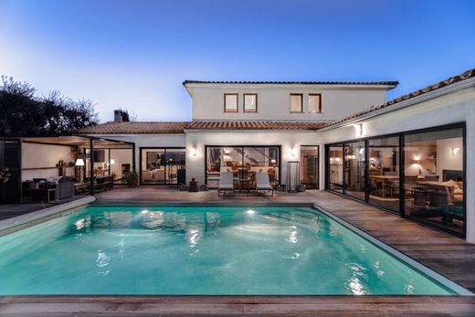 Villa in Mandelieu-la-Napoule, Alpes-Maritimes