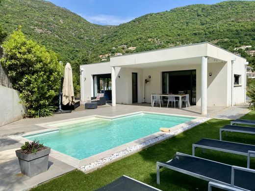 Villa in Cavalaire-sur-Mer, Var