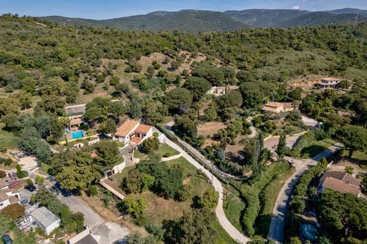 Villa in Bormes-les-Mimosas, Var