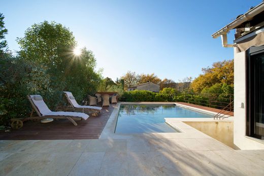 Villa in Mouans-Sartoux, Alpes-Maritimes