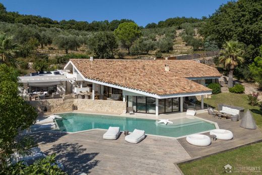 Villa en Le Rouret, Alpes Marítimos