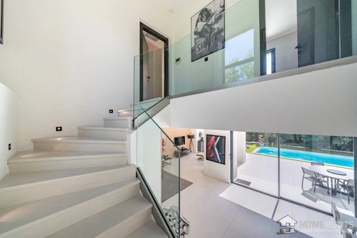 Villa en Antibes, Alpes Marítimos