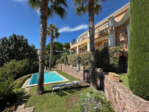 Villa à Mandelieu-la-Napoule, Alpes-Maritimes