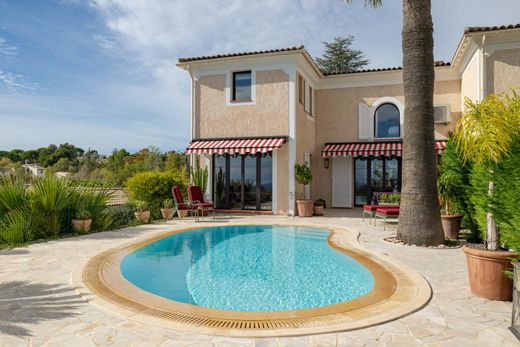 Villa in Villeneuve-Loubet, Alpes-Maritimes