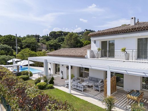 Villa a Mougins, Alpi Marittime