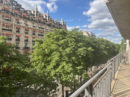 Apartment in Monceau, Courcelles, Ternes, Paris
