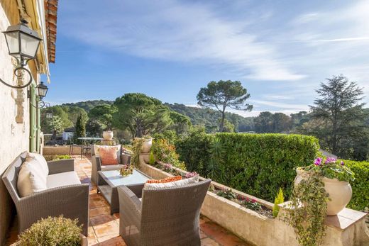 Villa a Mougins, Alpi Marittime