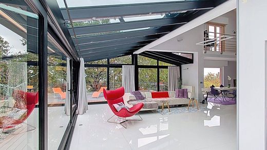 Villa in Thonon-les-Bains, Haute-Savoie