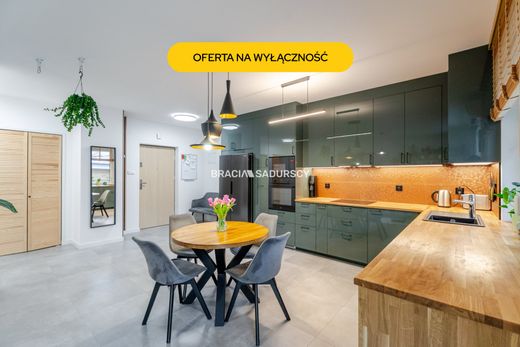 Apartment / Etagenwohnung in Bochnia, Powiat bocheński
