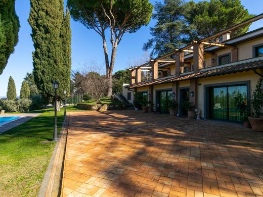 Frascati: Villas and Luxury Homes for sale - Prestigious Properties in ...