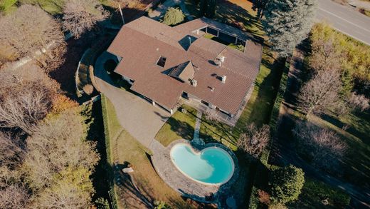 Villa a Inverigo, Como