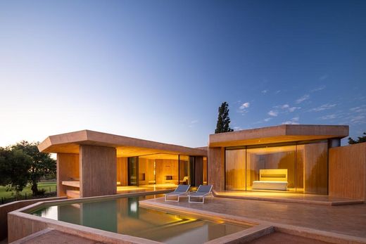 Luxury home in Odiáxere, Algarve