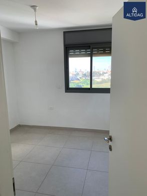 Apartment in Netanya, Central District