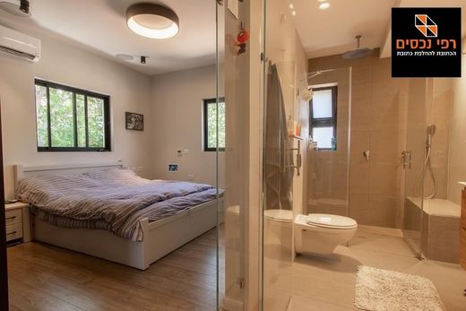 Apartment / Etagenwohnung in Tel Aviv, Tel Aviv District