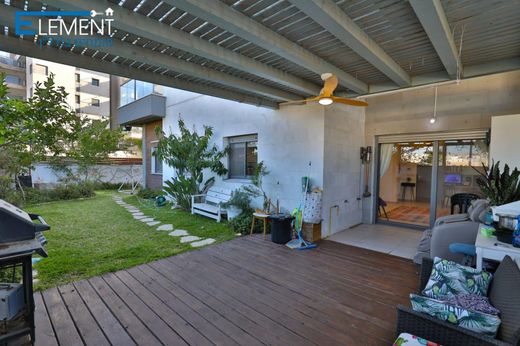 Квартира, H̱arish, Haifa