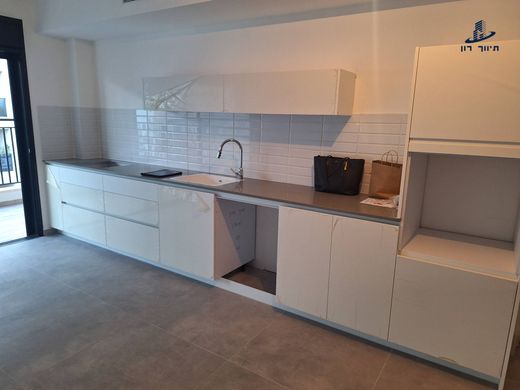 Piso / Apartamento en Givatayim, Tel Aviv District