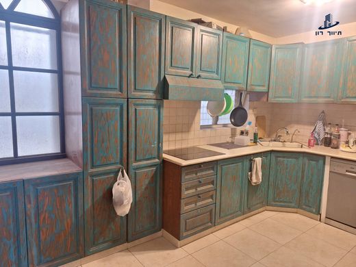 Apartment in Givatayim, Tel Aviv