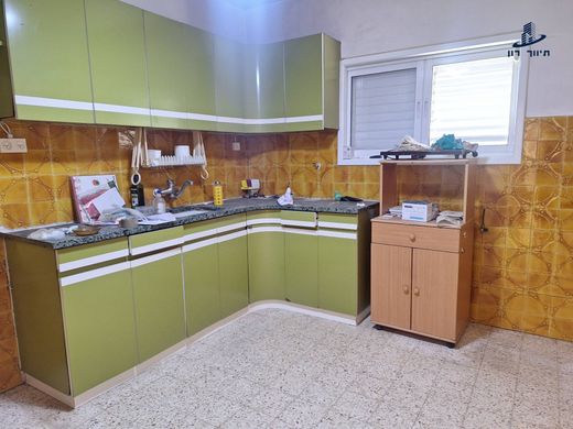 Piso / Apartamento en Givatayim, Tel Aviv District