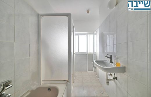 Apartment in Rehovot, Central District